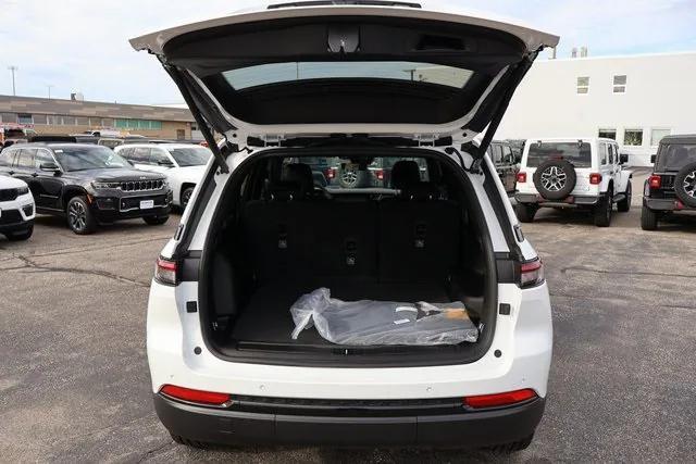 new 2025 Jeep Grand Cherokee car, priced at $48,265