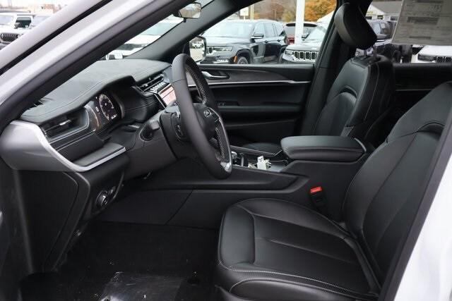 new 2025 Jeep Grand Cherokee L car, priced at $53,365