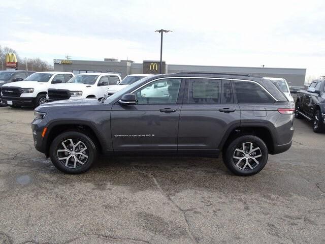 new 2025 Jeep Grand Cherokee car, priced at $42,795