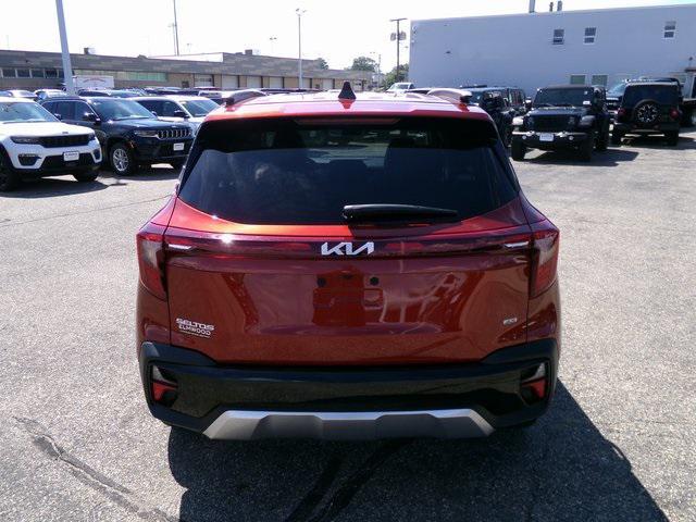 used 2025 Kia Seltos car, priced at $26,995