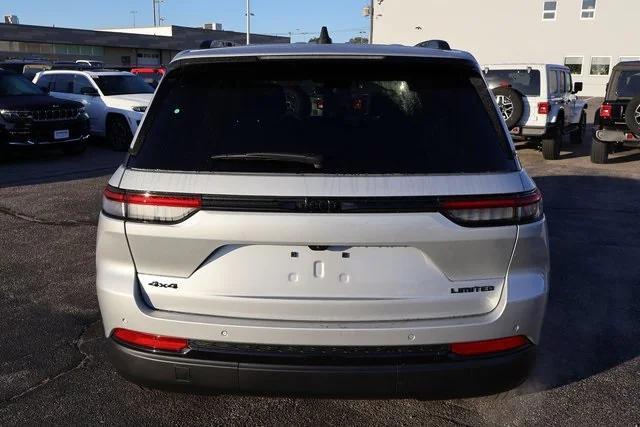 new 2025 Jeep Grand Cherokee car, priced at $45,970