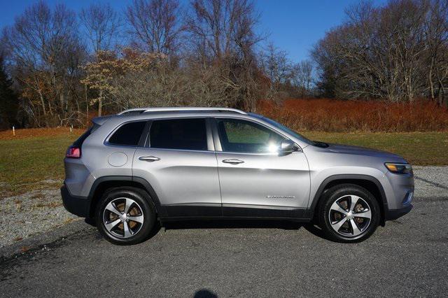 used 2019 Jeep Cherokee car, priced at $21,487