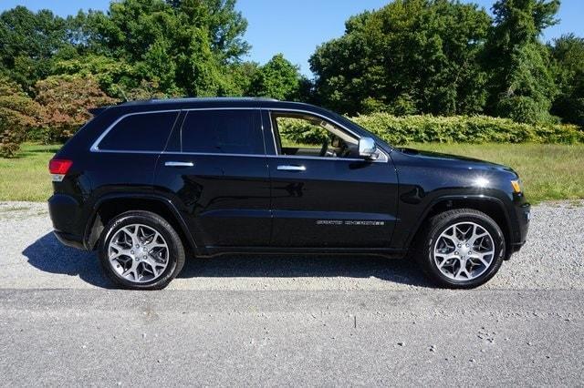 used 2021 Jeep Grand Cherokee car, priced at $33,977