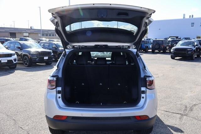 new 2025 Jeep Compass car, priced at $29,935