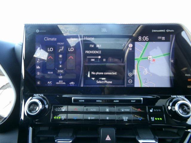 used 2021 Toyota Highlander car, priced at $36,495