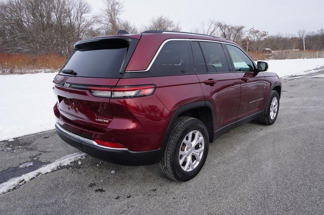 used 2022 Jeep Grand Cherokee car, priced at $35,488