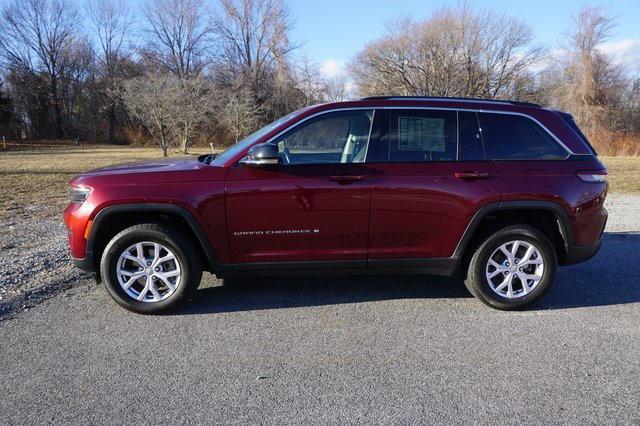 used 2022 Jeep Grand Cherokee car, priced at $33,950