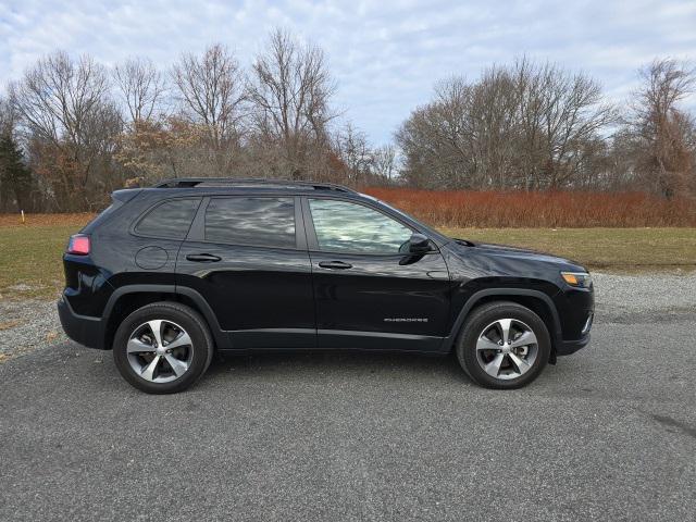 used 2022 Jeep Cherokee car, priced at $28,898