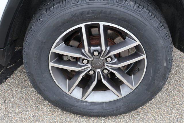 used 2021 Jeep Grand Cherokee car, priced at $25,995