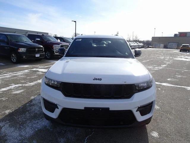 new 2025 Jeep Grand Cherokee car, priced at $50,365