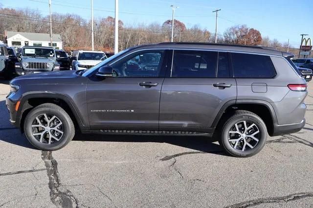 new 2025 Jeep Grand Cherokee L car, priced at $50,235