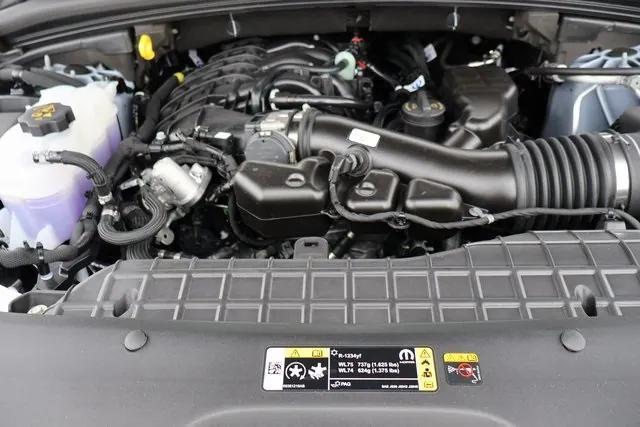 new 2025 Jeep Grand Cherokee car, priced at $44,150