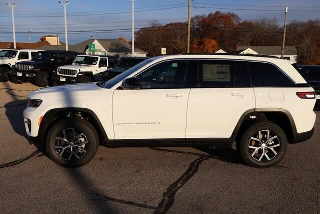 new 2025 Jeep Grand Cherokee car, priced at $44,150