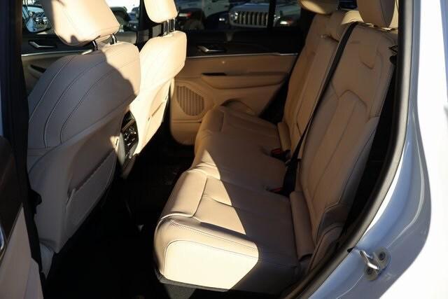 new 2025 Jeep Grand Cherokee car, priced at $44,150