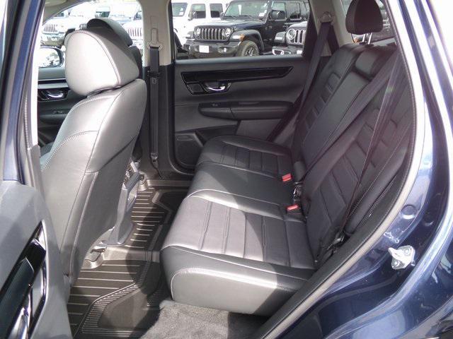 used 2025 Honda CR-V car, priced at $36,995