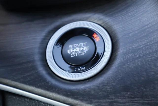 new 2025 Jeep Grand Cherokee L car, priced at $53,960