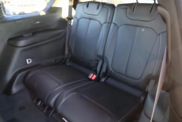 new 2025 Jeep Grand Cherokee L car, priced at $53,960