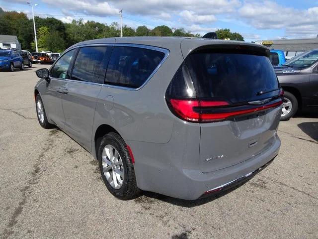 new 2025 Chrysler Pacifica car, priced at $41,915