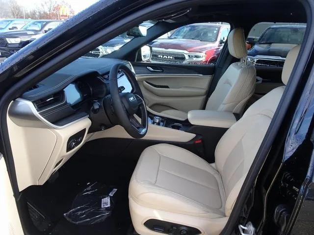 new 2025 Jeep Grand Cherokee L car, priced at $53,810