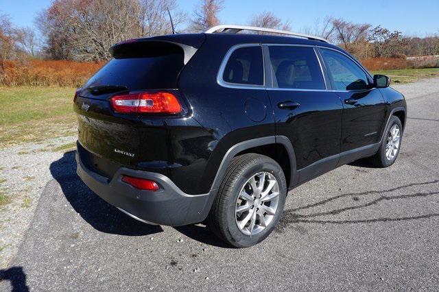 used 2018 Jeep Cherokee car, priced at $17,625