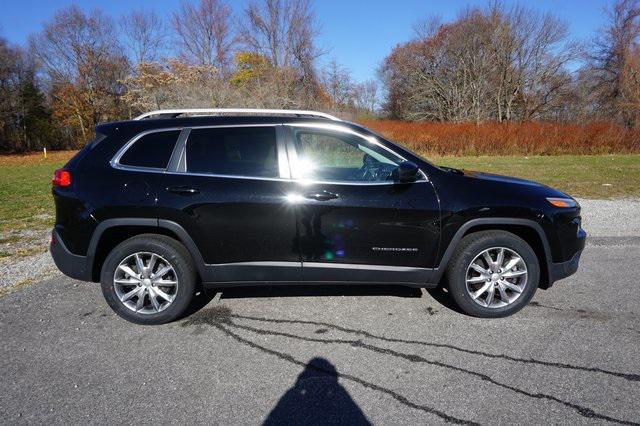 used 2018 Jeep Cherokee car, priced at $17,625