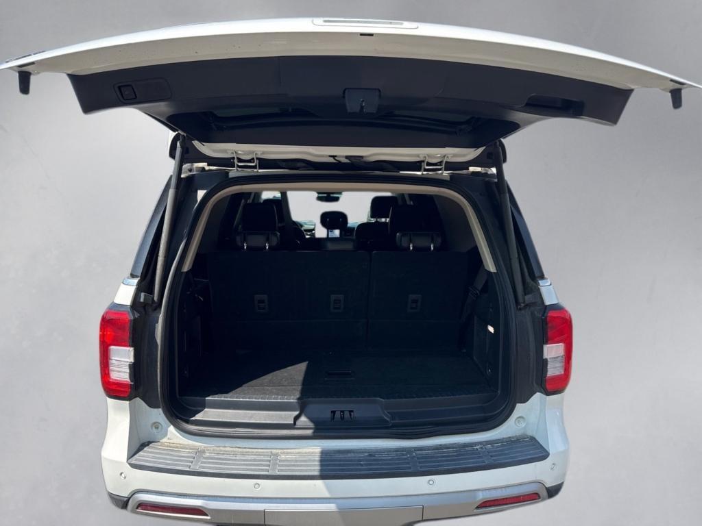 used 2022 Ford Expedition car, priced at $44,572