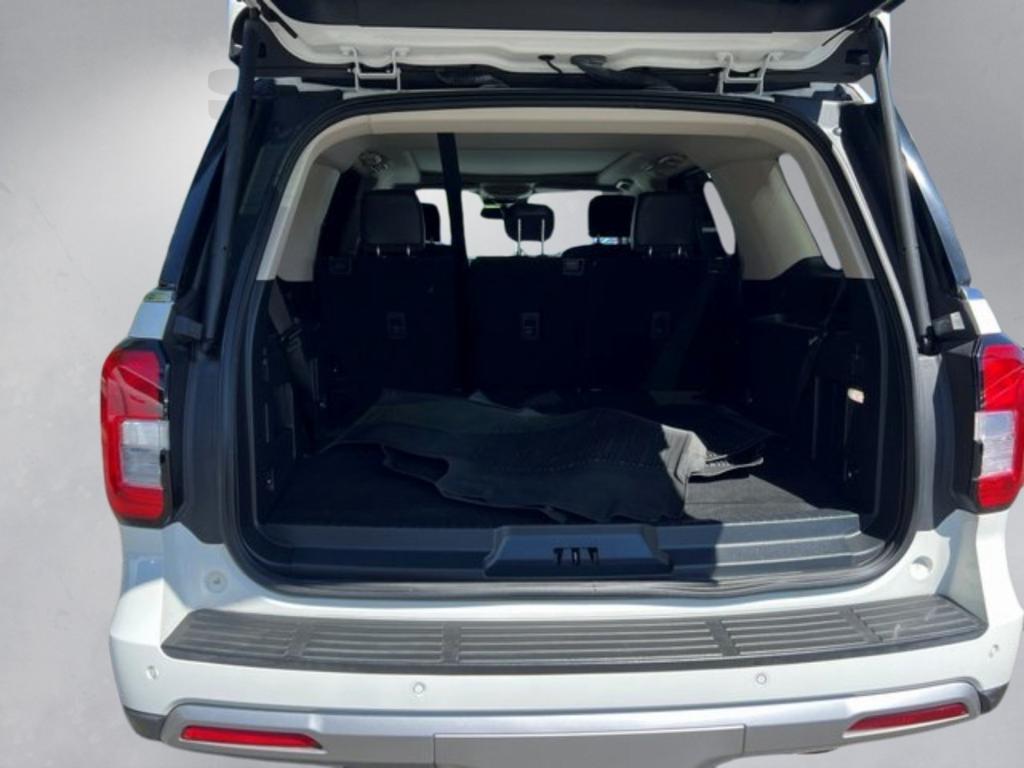 used 2022 Ford Expedition car, priced at $42,650