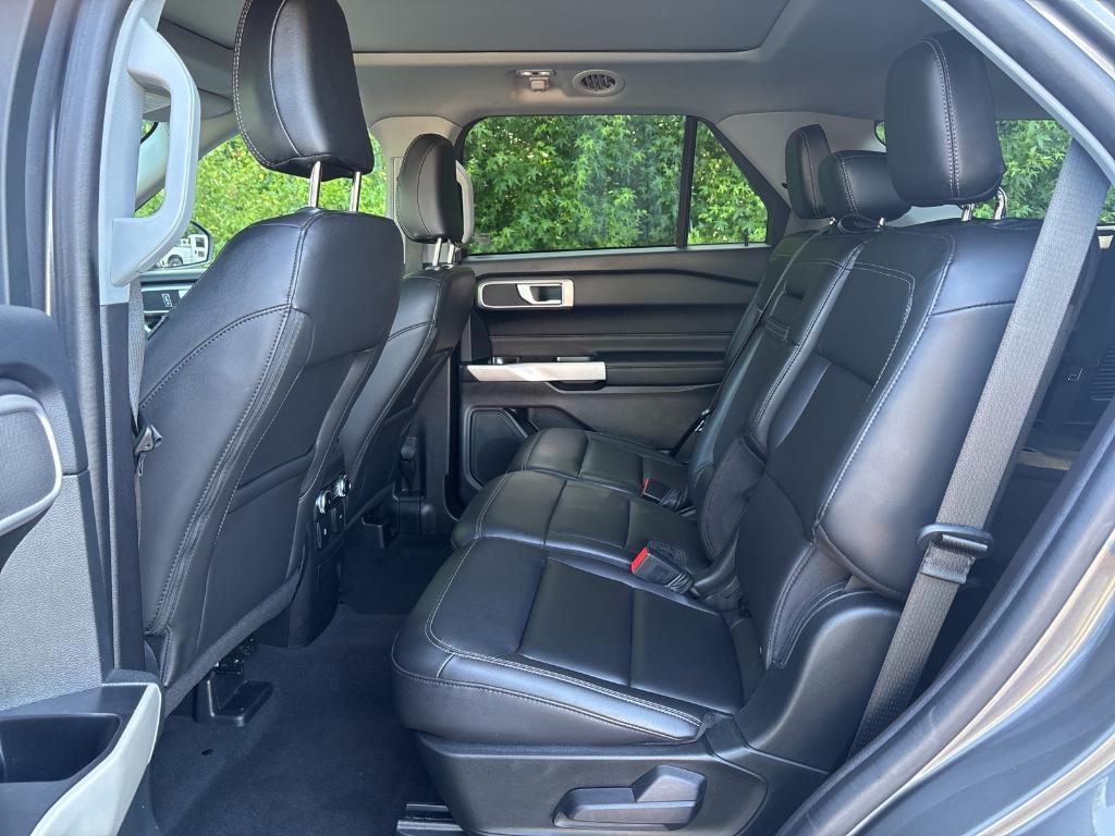 used 2022 Ford Explorer car, priced at $33,190