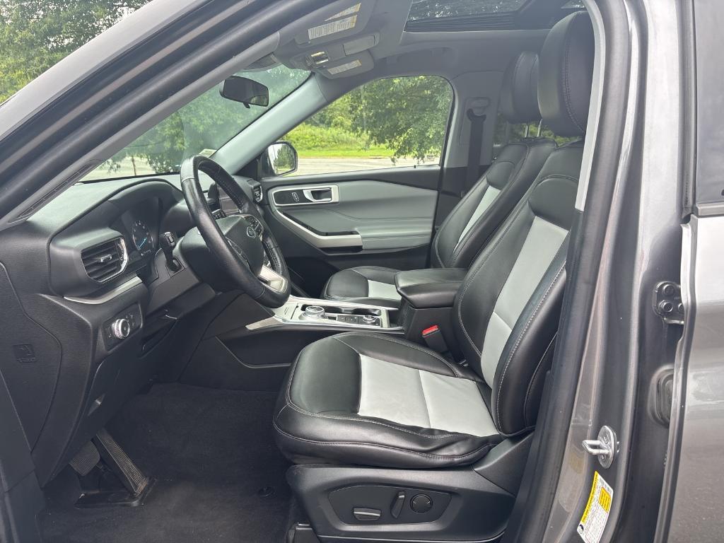 used 2022 Ford Explorer car, priced at $31,440