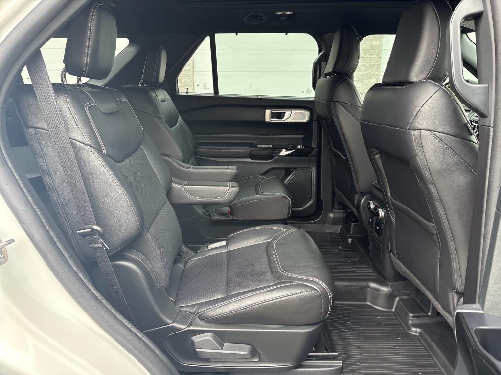 used 2023 Ford Explorer car, priced at $43,024