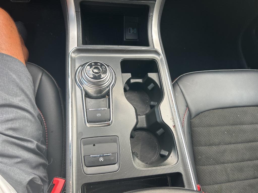 used 2024 Ford Edge car, priced at $33,229