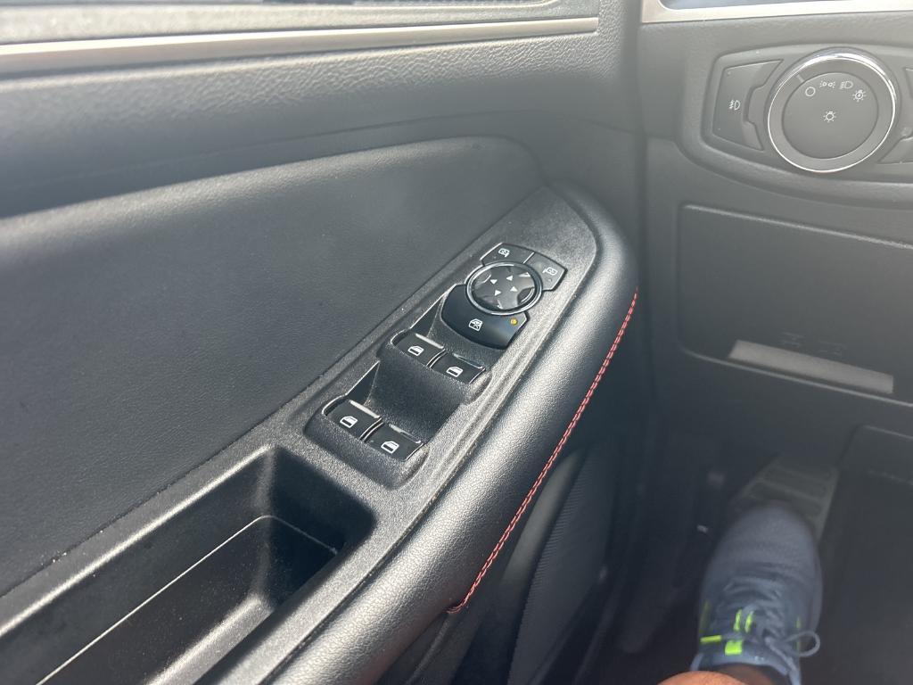 used 2024 Ford Edge car, priced at $33,229