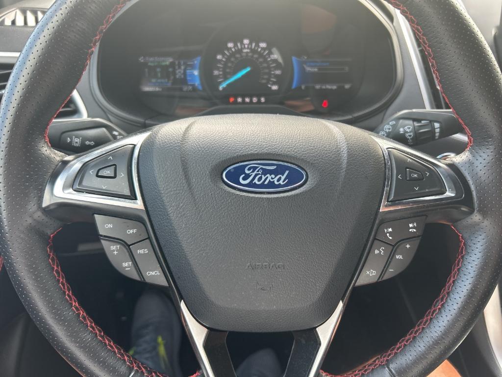 used 2024 Ford Edge car, priced at $33,229