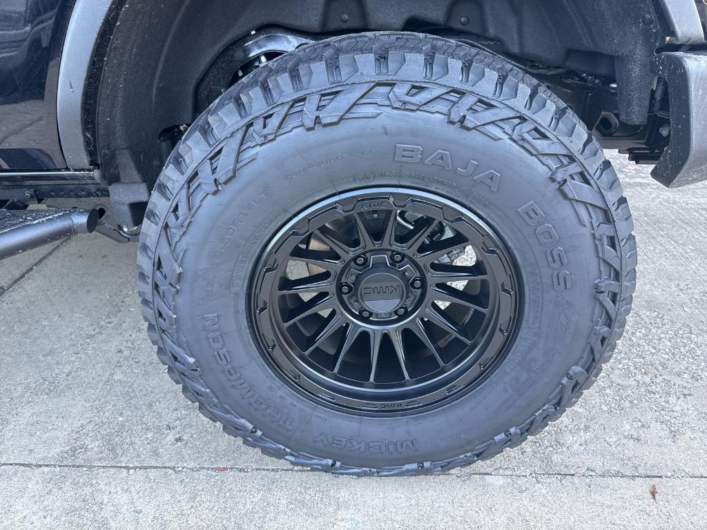 new 2025 Ford Bronco car, priced at $53,325
