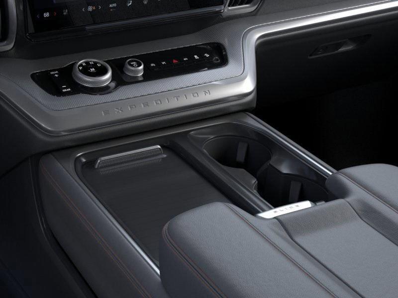 new 2025 Ford Expedition car, priced at $69,317