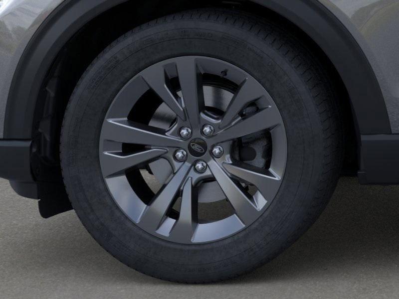 new 2025 Ford Explorer car, priced at $45,195