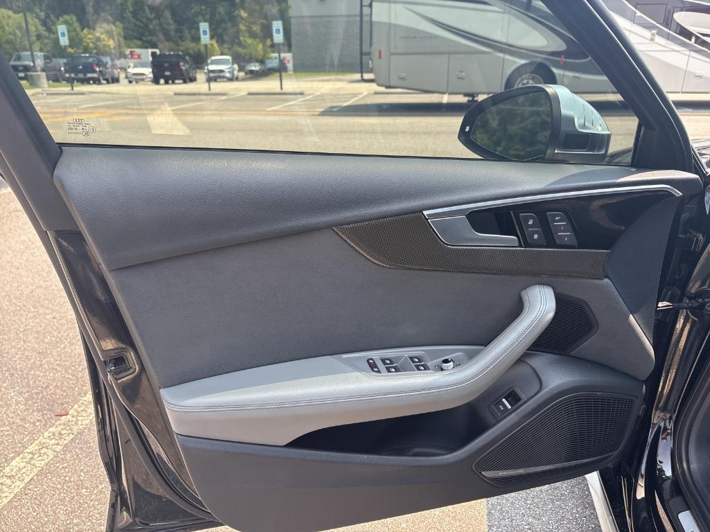 used 2022 Audi S4 car, priced at $38,400
