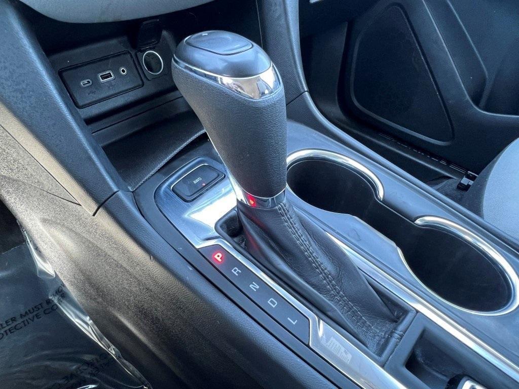 used 2021 Chevrolet Equinox car, priced at $14,999