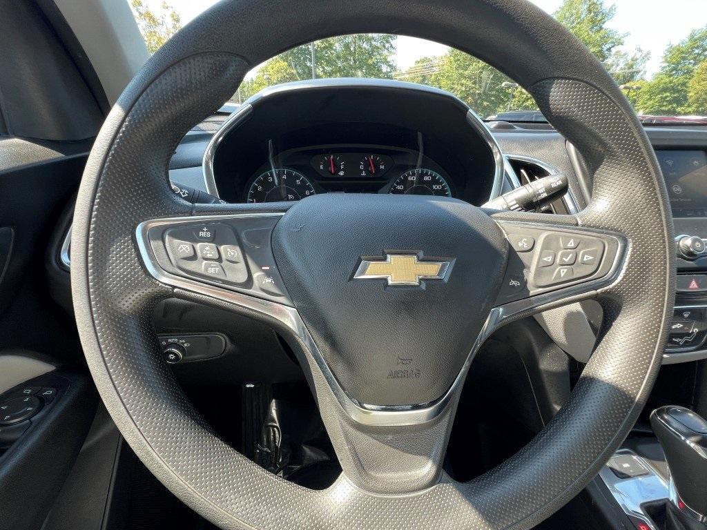 used 2021 Chevrolet Equinox car, priced at $14,999