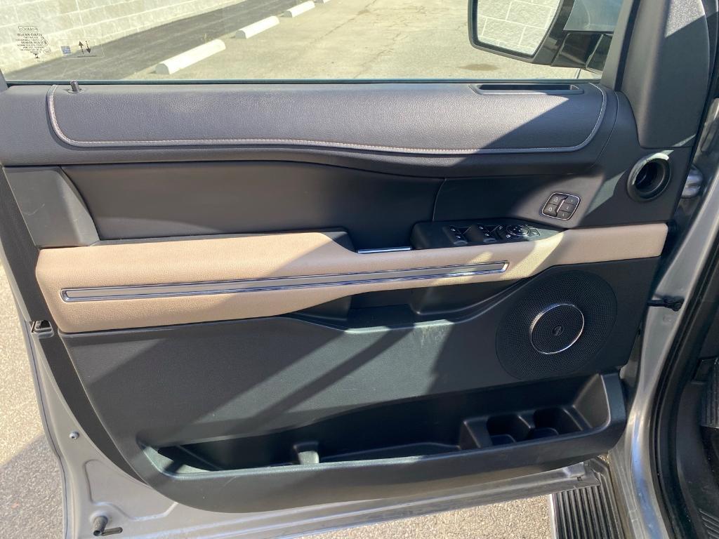 used 2023 Ford Expedition car, priced at $44,360