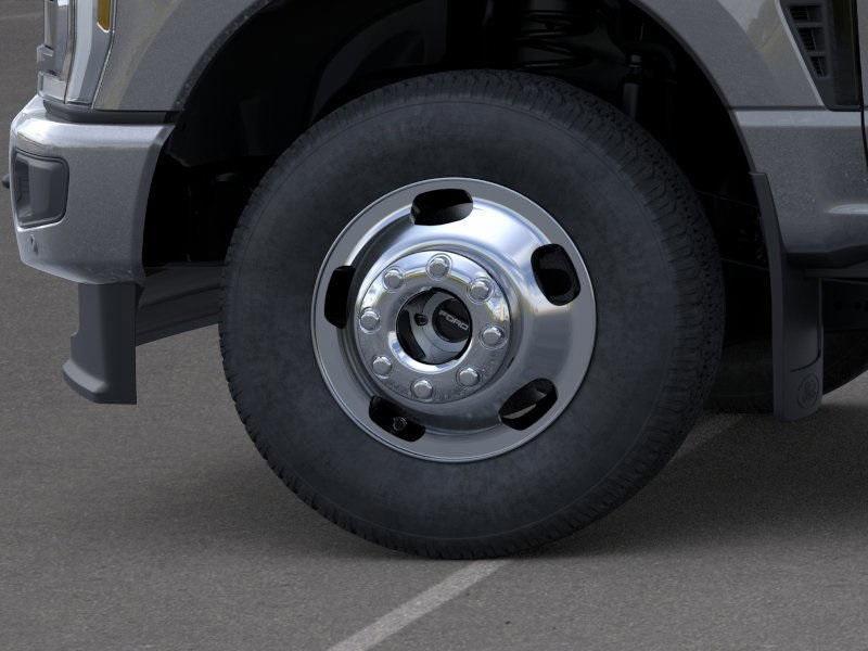 new 2025 Ford F-350 car, priced at $93,592