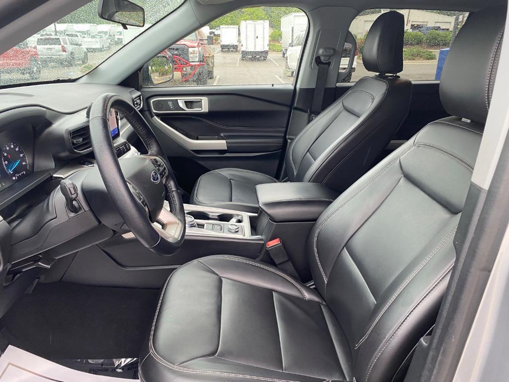 used 2022 Ford Explorer car, priced at $29,900