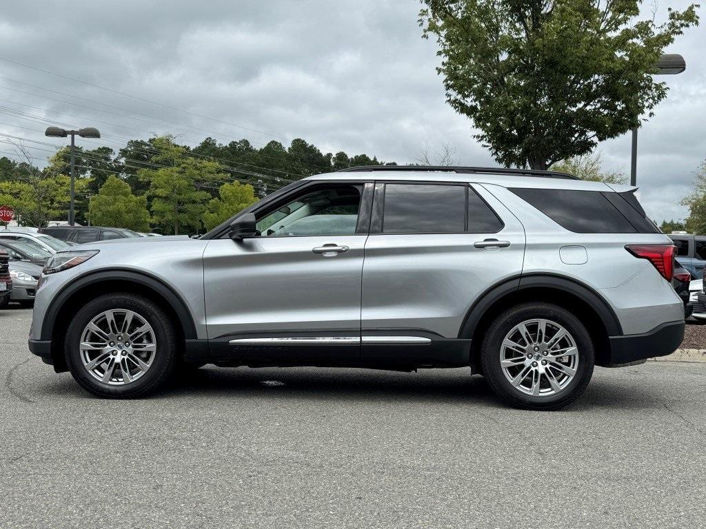 used 2025 Ford Explorer car, priced at $41,948