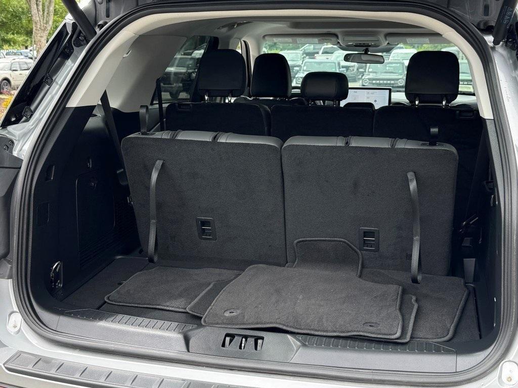 used 2025 Ford Explorer car, priced at $41,948