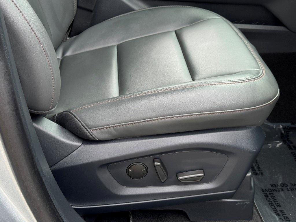 used 2025 Ford Explorer car, priced at $41,948
