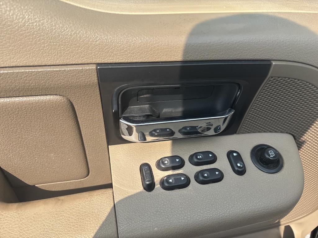 used 2007 Ford F-150 car, priced at $9,950