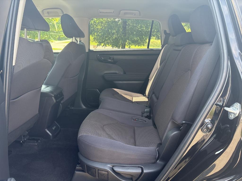 used 2023 Toyota Highlander car, priced at $31,100