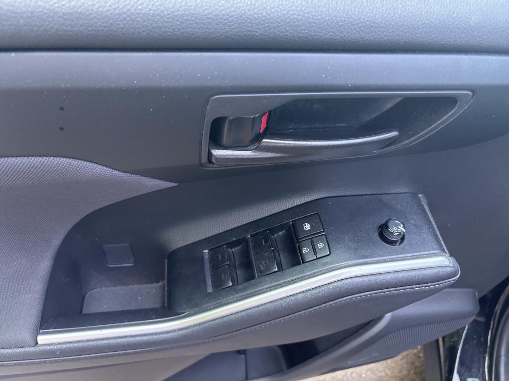 used 2023 Toyota Highlander car, priced at $32,650