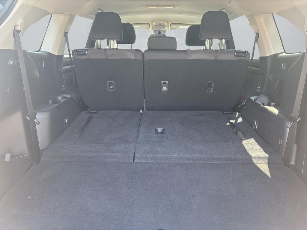 used 2023 Toyota Highlander car, priced at $31,100