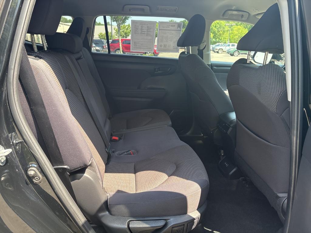 used 2023 Toyota Highlander car, priced at $31,100